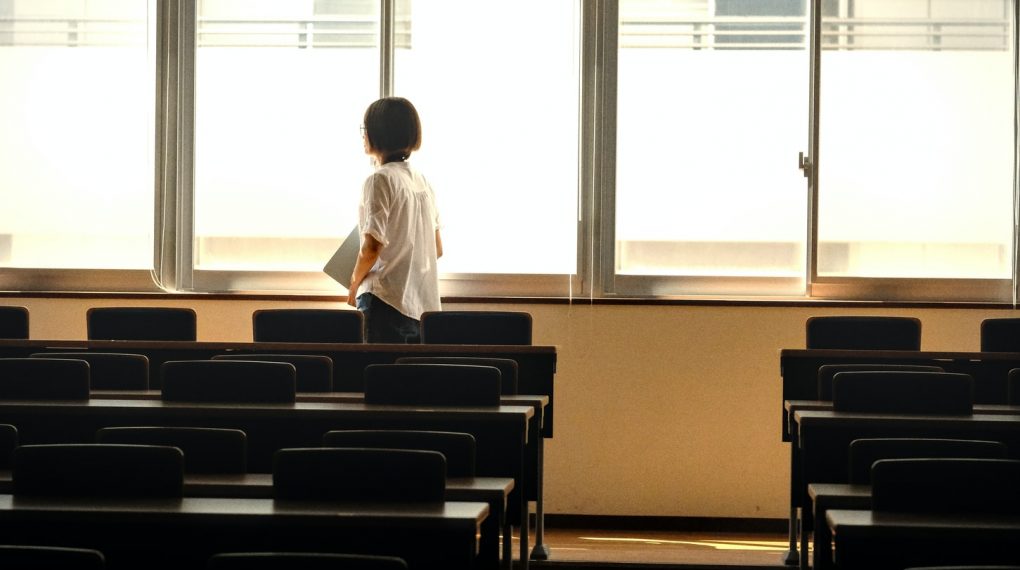 Cara Praktis Bayar Uang Kuliah Anak di Jepang