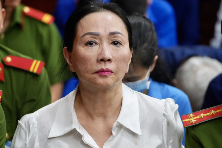 Sidang paling spektakular di Vietnam