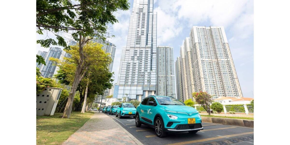 Acara peluncuran Xanh SM di Jakarta dengan hadirnya pejabat pemerintah